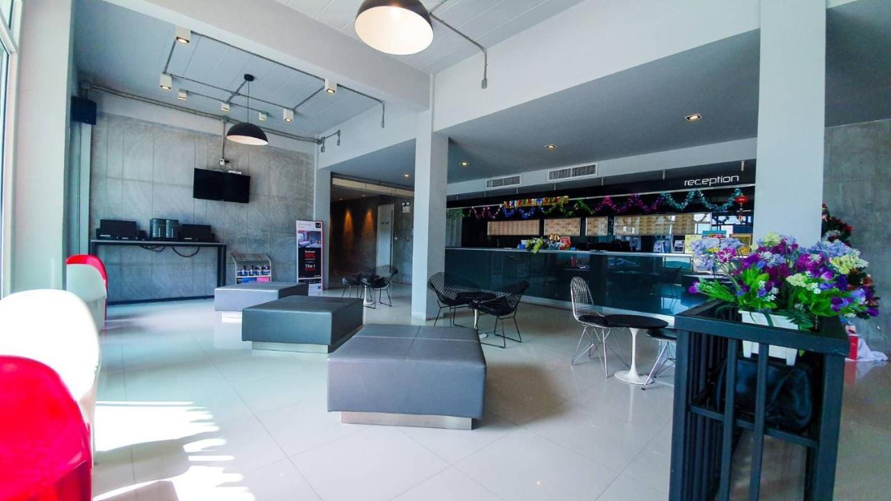 Bun Hotel スラート・ターニー エクステリア 写真